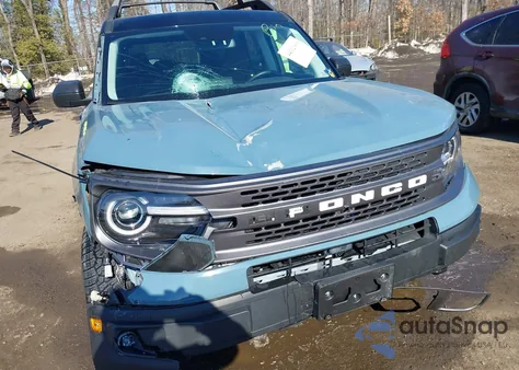 2022 Ford Bronco Sport Badlands z USA, uszkodzony, nr VIN 3FMCR9D91NRD63006